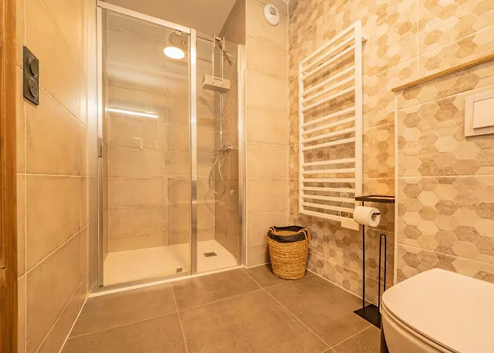 Perle Blanche - Brand New 2 Bedroom Perfectly Located