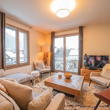 Perle Blanche - Brand New 2 Bedroom Perfectly Located Apartment