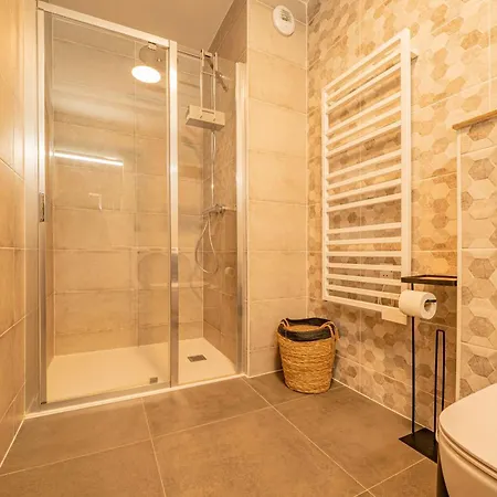 Perle Blanche - Brand New 2 Bedroom Perfectly Located